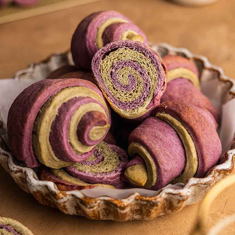 Green & Purple Butterhorn Rolls