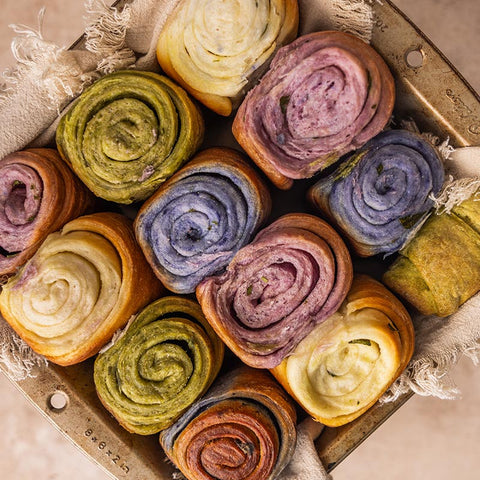 Rainbow Garlic Butter & Parsley Dinner Rolls